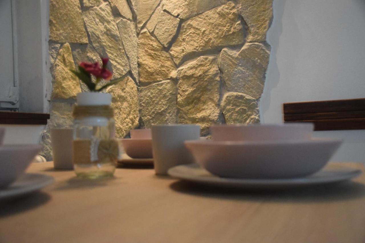 Feel Danube Apartment Zemun Exterior foto